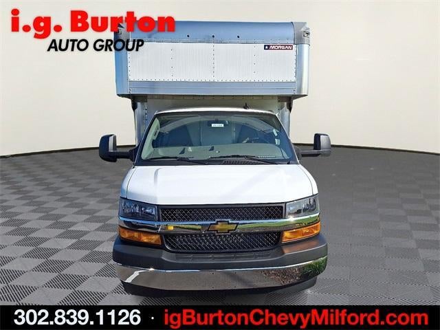 2024 Chevrolet Express Cutaway 4500 Base