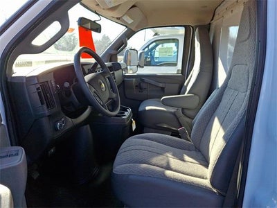 2024 Chevrolet Express Cutaway 4500 Base