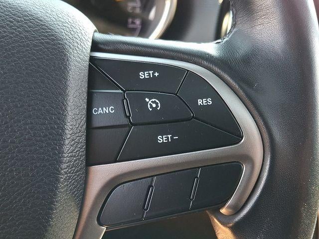 2020 Jeep Grand Cherokee Laredo E 4x4