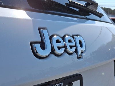 2020 Jeep Grand Cherokee Laredo E 4x4