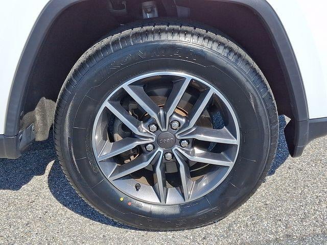 2020 Jeep Grand Cherokee Laredo E 4x4