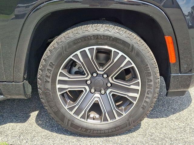2024 Jeep Wagoneer L Series II 4x2