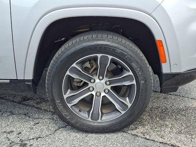 2023 Jeep Grand Wagoneer Base
