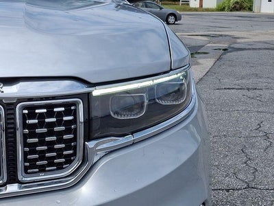 2023 Jeep Grand Wagoneer Base