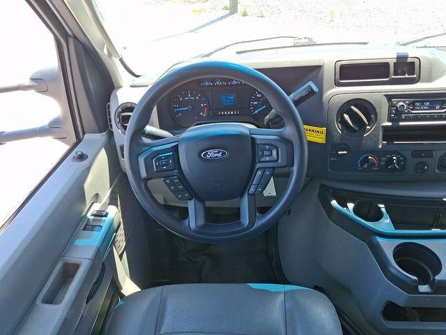 2023 Ford E-Series Cutaway Base