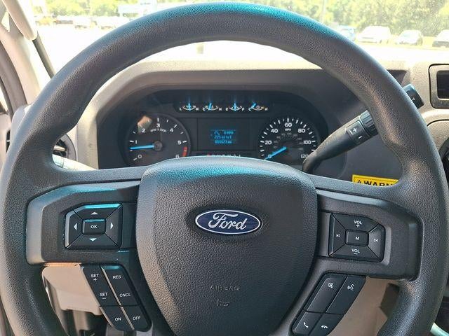 2023 Ford E-Series Cutaway Base