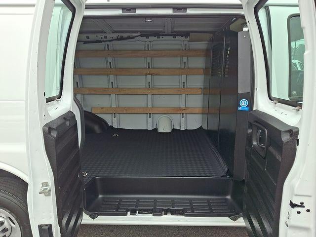 2024 Chevrolet Express Cargo 2500 Base