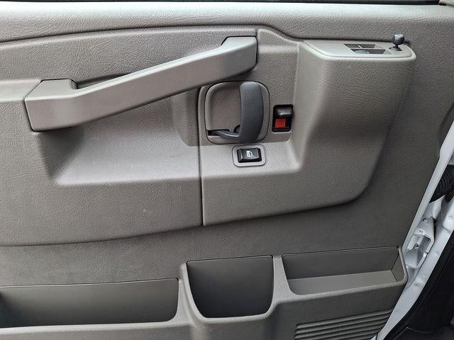 2024 Chevrolet Express Cargo 2500 Base