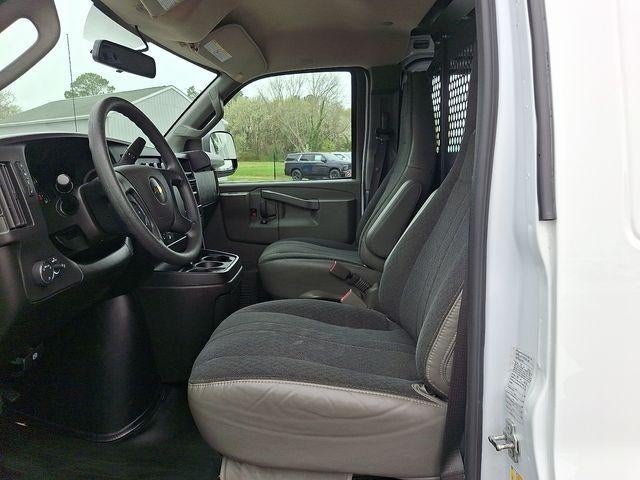2024 Chevrolet Express Cargo 2500 Base