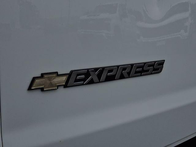2024 Chevrolet Express Cargo 2500 Base