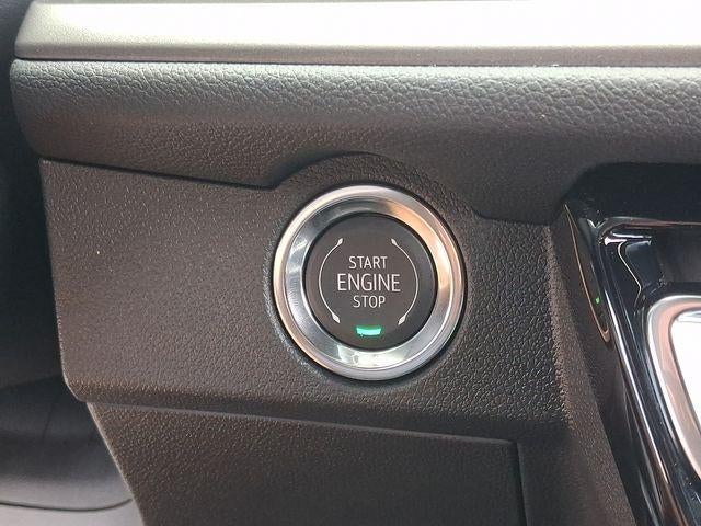 2027 Chevrolet Traverse LT - Photo 16