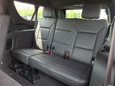 2025 Chevrolet Suburban LT