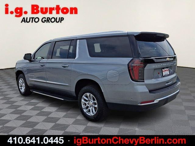 2025 Chevrolet Suburban LT