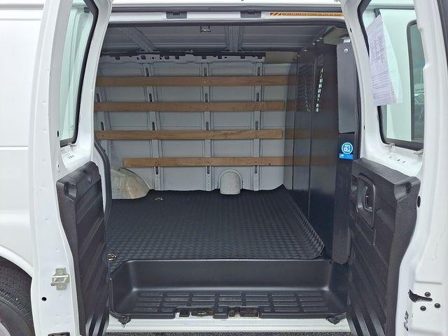 2024 GMC Savana Cargo 2500 Base