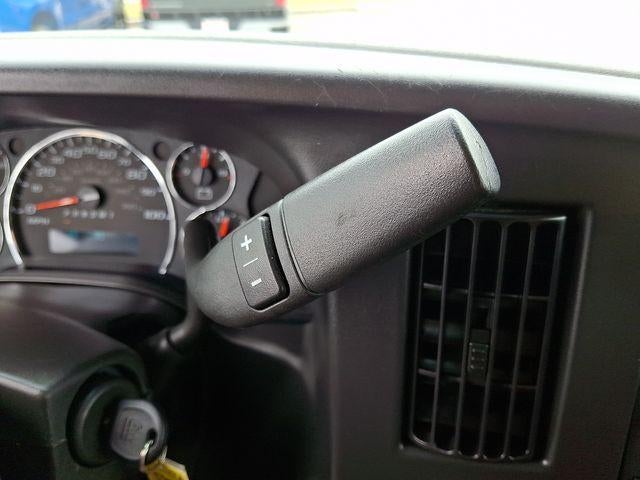 2024 GMC Savana Cargo 2500 Base