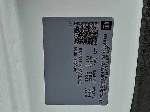 2025 Chevrolet Express Cutaway 3500 Base