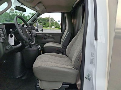 2025 Chevrolet Express Cutaway 3500 Base