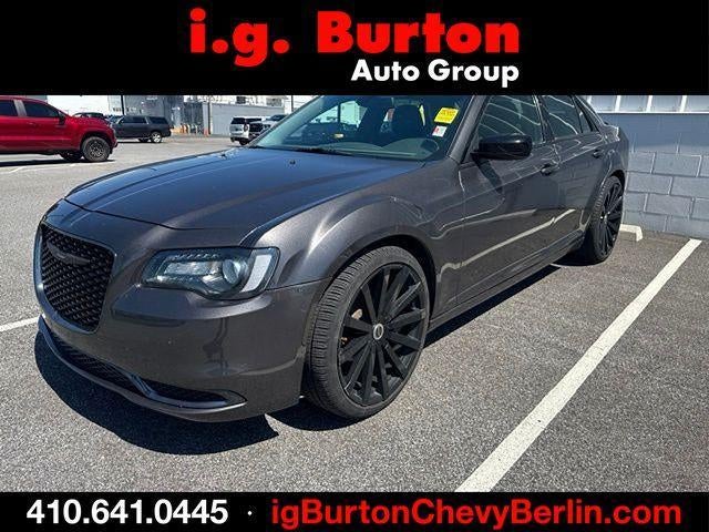 2019 Chrysler 300 Touring