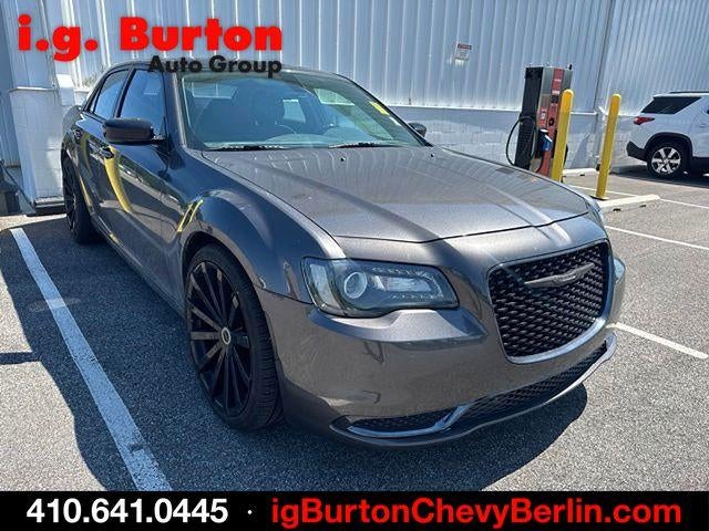 2019 Chrysler 300 Touring
