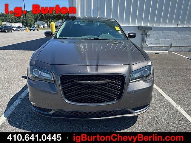 2019 Chrysler 300 Touring