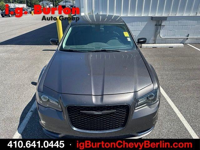 2019 Chrysler 300 Touring