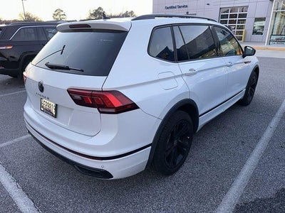 2024 Volkswagen Tiguan SE R-Line Black