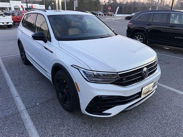 2024 Volkswagen Tiguan SE R-Line Black