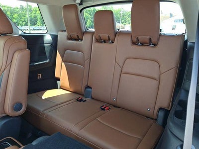2022 Nissan Pathfinder Platinum 4WD