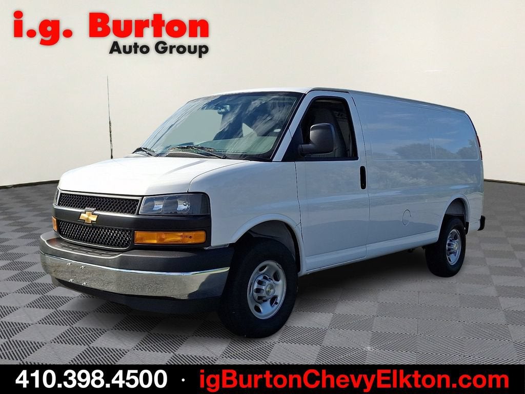 2026 Chevrolet Express Cargo WT