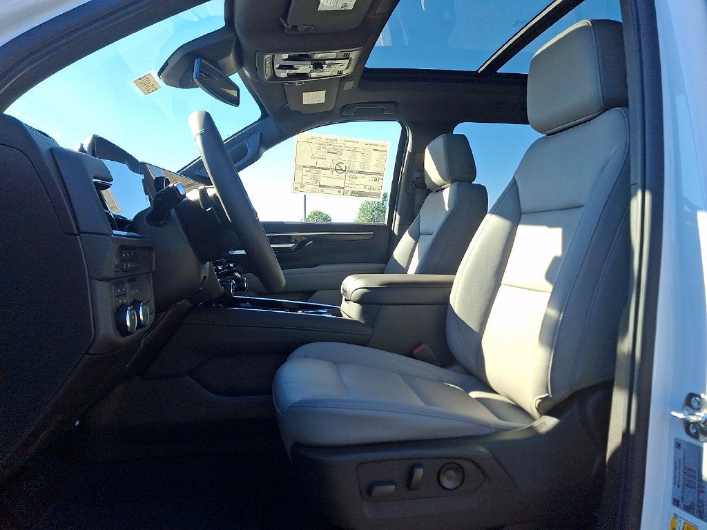 2027 Chevrolet Suburban LT